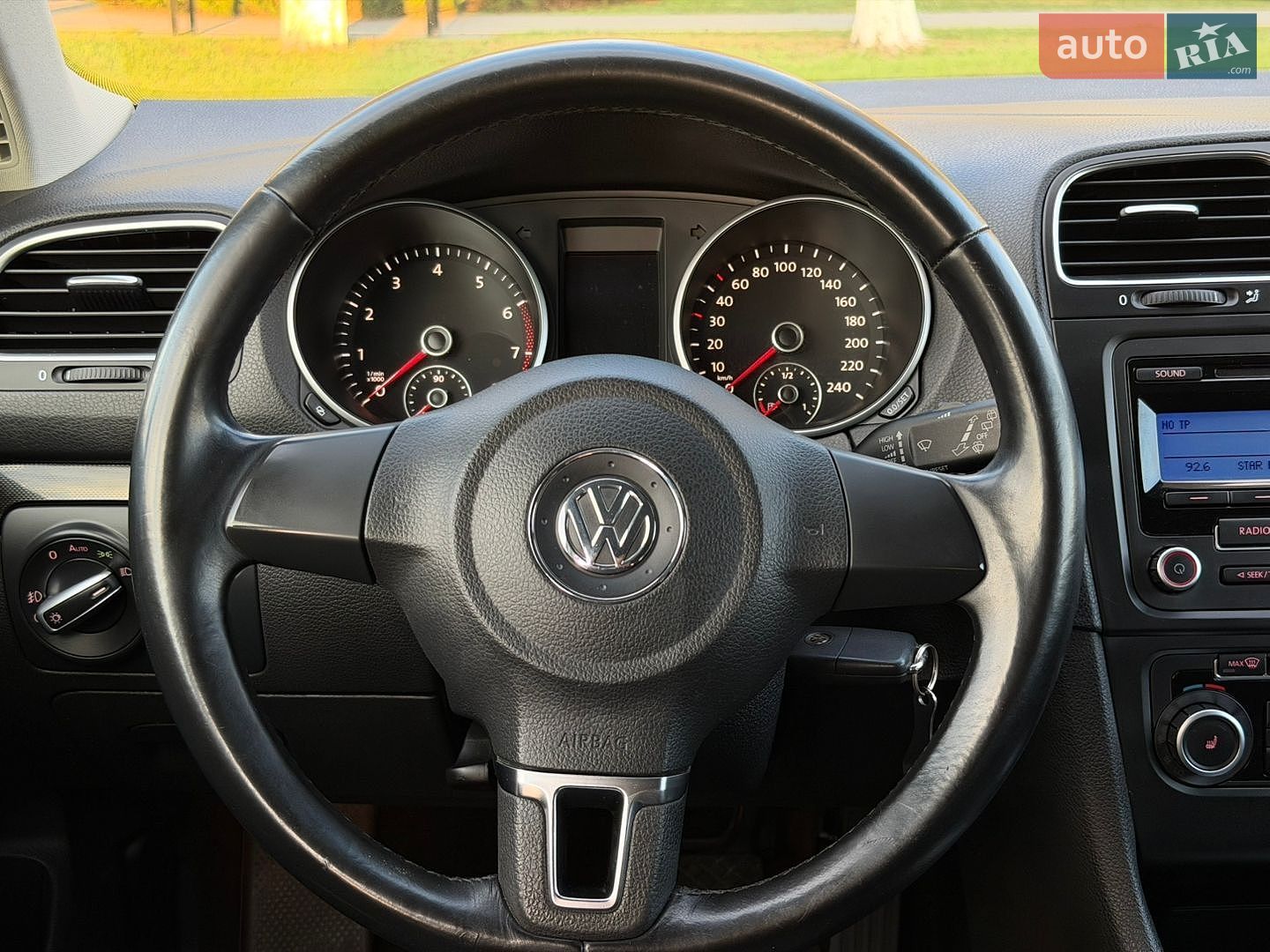 Volkswagen Golf 2010 VIN WVWZZZ1KZBM649211 фото оголошення 37 з 56