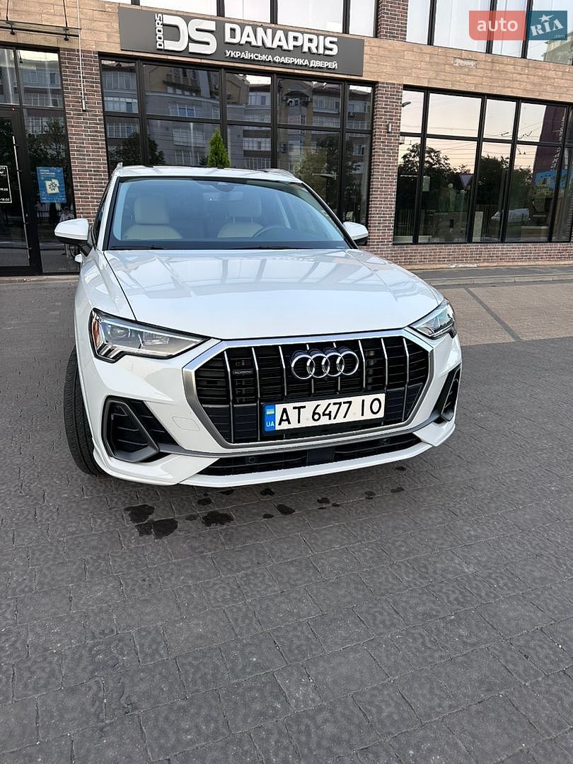 Audi Q3 2023 VIN WA1EECF35R1027707 фото оголошення 4 з 54