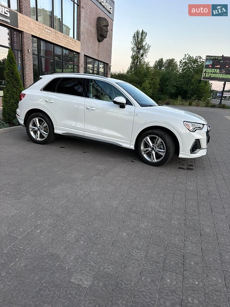 Audi Q3 2023 VIN WA1EECF35R1027707 фото оголошення 6 з 54