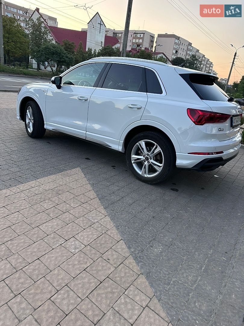 Audi Q3 2023 VIN WA1EECF35R1027707 фото оголошення 9 з 54