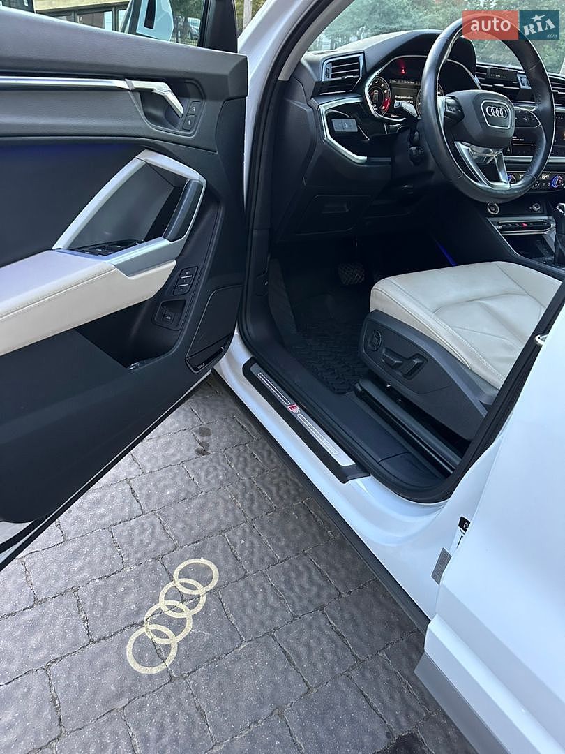 Audi Q3 2023 VIN WA1EECF35R1027707 фото оголошення 24 з 54