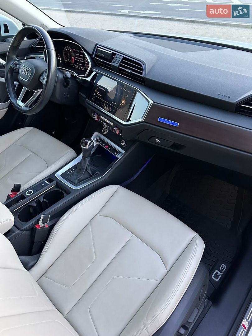 Audi Q3 2023 VIN WA1EECF35R1027707 фото оголошення 27 з 54