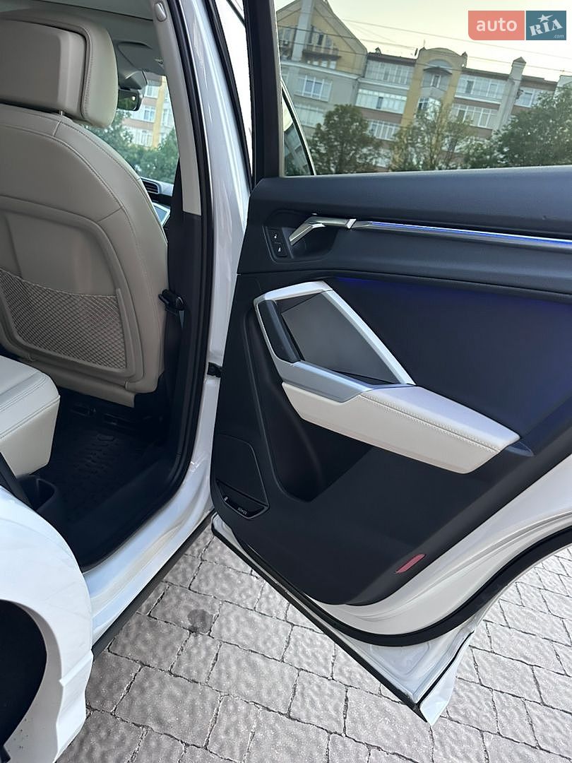 Audi Q3 2023 VIN WA1EECF35R1027707 фото оголошення 42 з 54