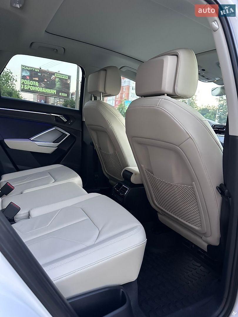 Audi Q3 2023 VIN WA1EECF35R1027707 фото оголошення 43 з 54
