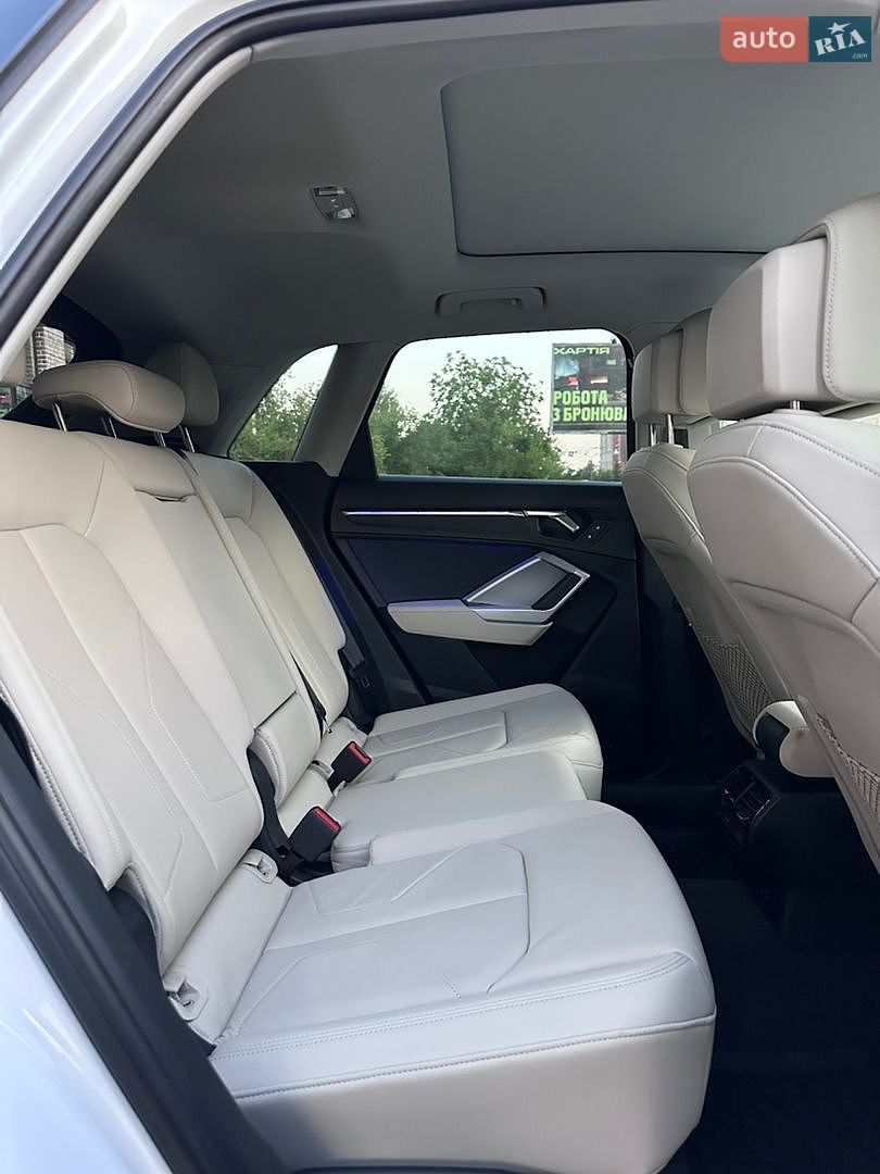 Audi Q3 2023 VIN WA1EECF35R1027707 фото оголошення 44 з 54