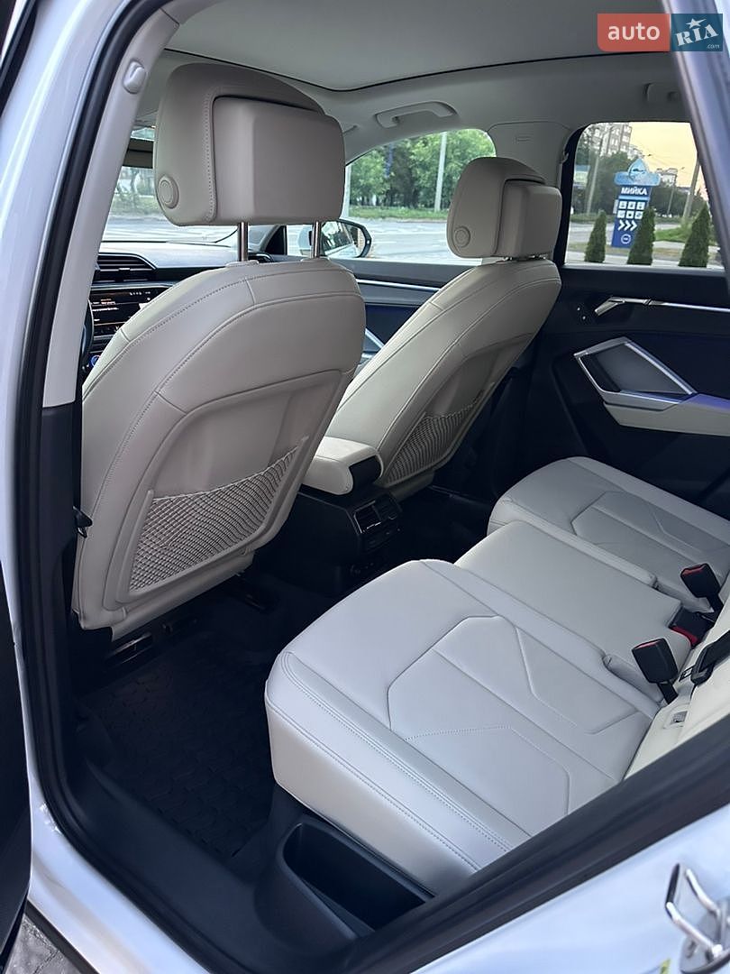 Audi Q3 2023 VIN WA1EECF35R1027707 фото оголошення 47 з 54