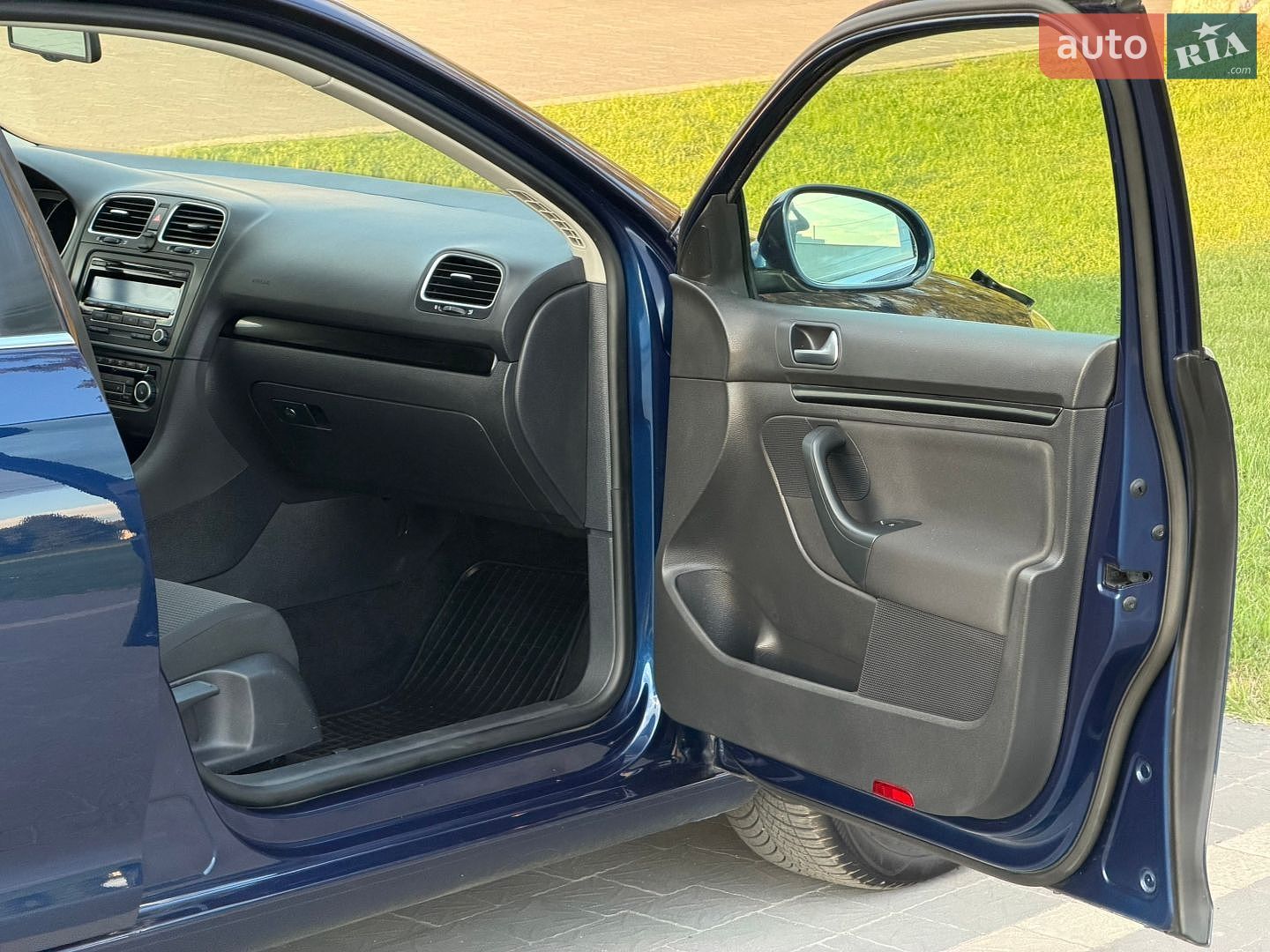 Volkswagen Golf 2010 VIN WVWZZZ1KZBM649211 фото оголошення 50 з 56