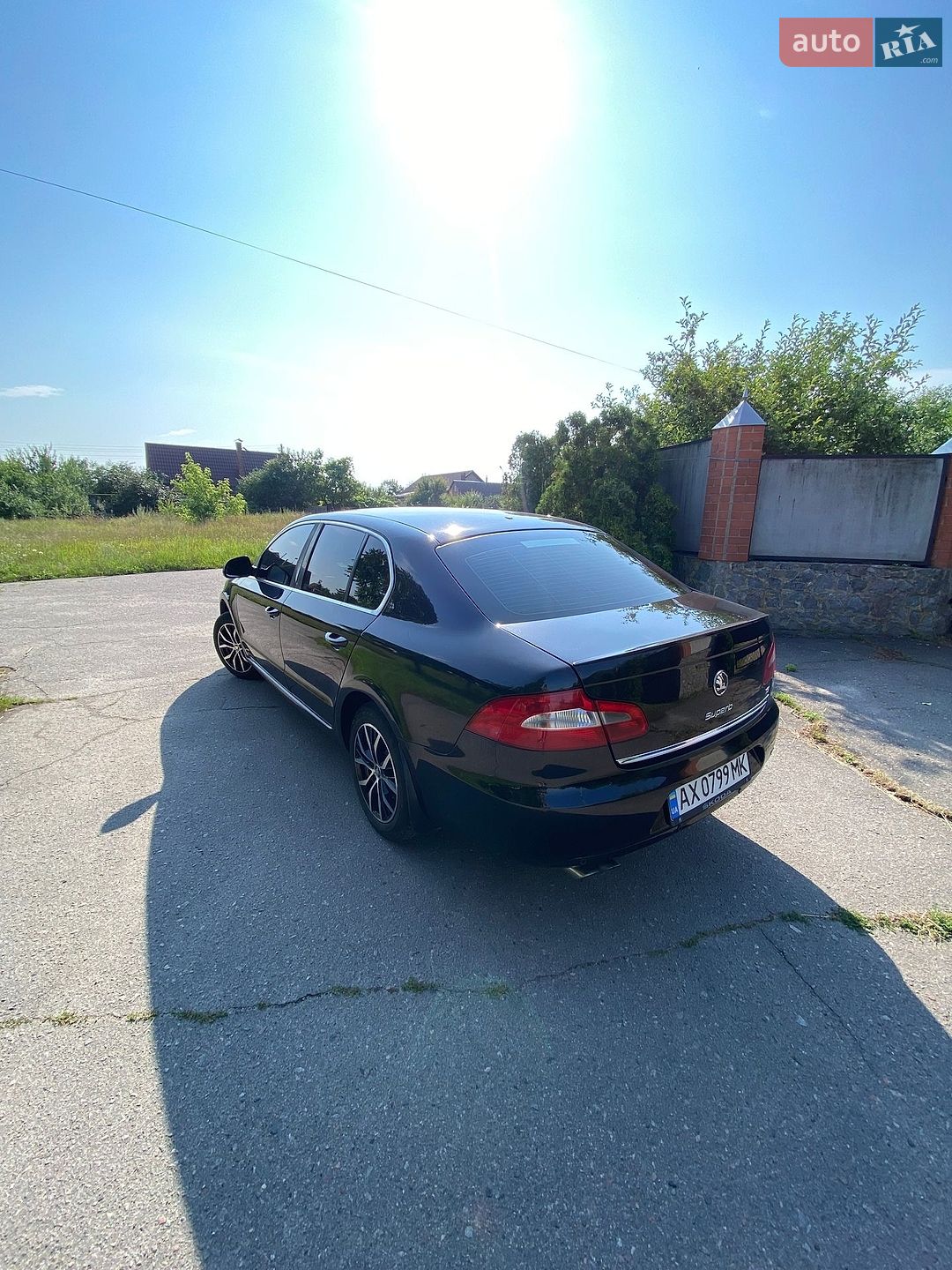 Skoda Superb 2011 VIN TMBAB43T9CB300155 фото оголошення 4 з 9