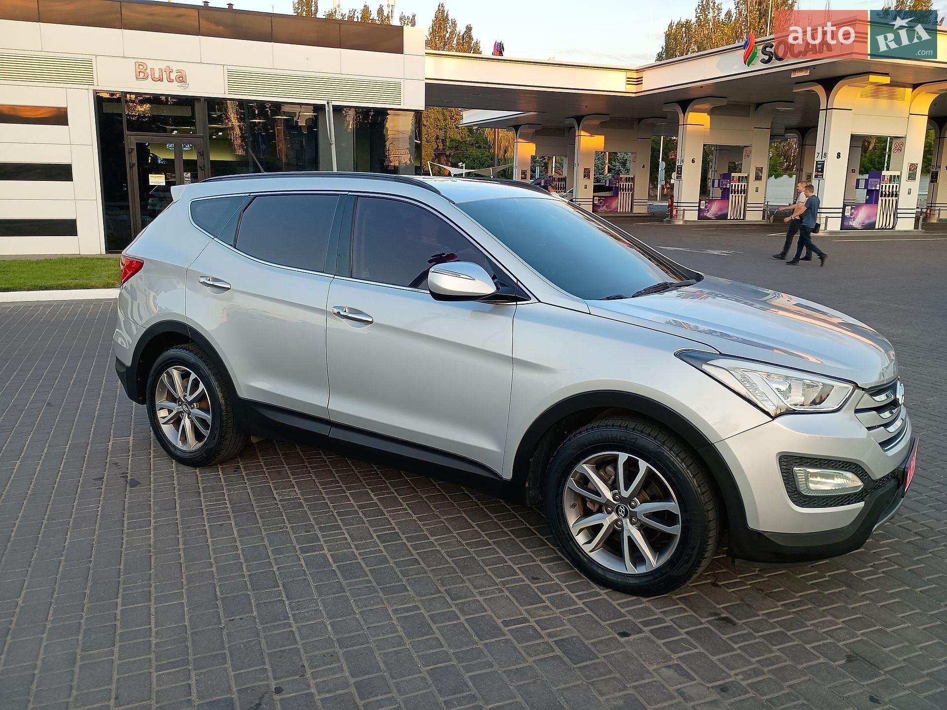 Hyundai Santa FE 2013 VIN KMHSW81UDDU156020 фото оголошення 4 з 52