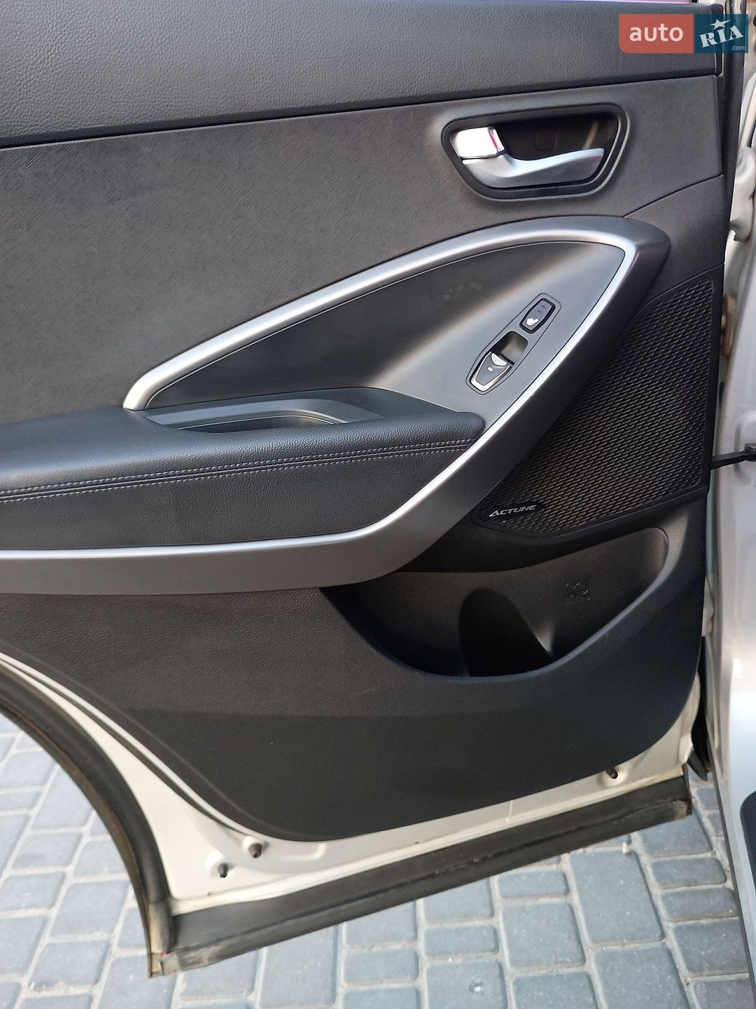 Hyundai Santa FE 2013 VIN KMHSW81UDDU156020 фото оголошення 32 з 52