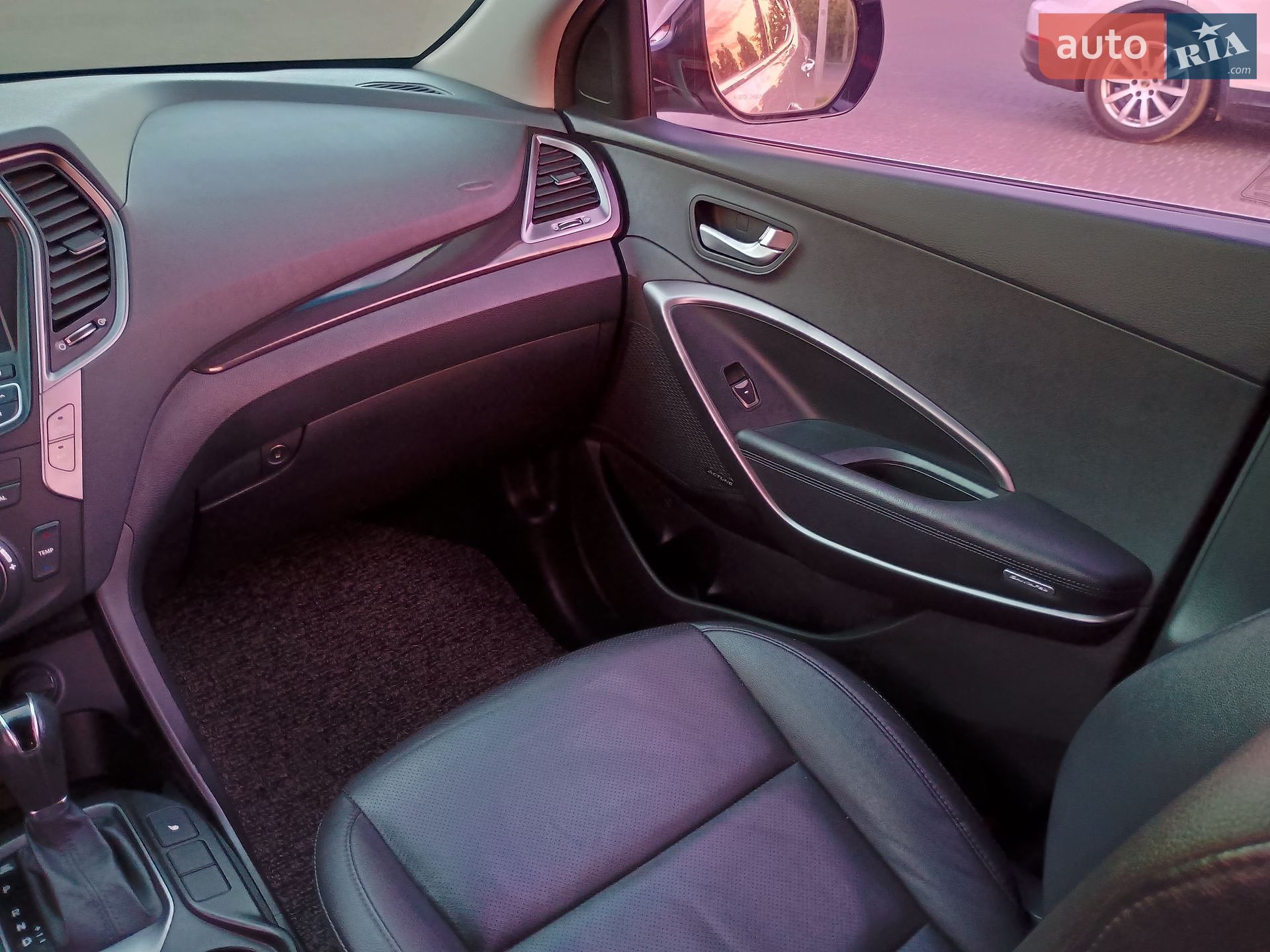 Hyundai Santa FE 2013 VIN KMHSW81UDDU156020 фото оголошення 17 з 52