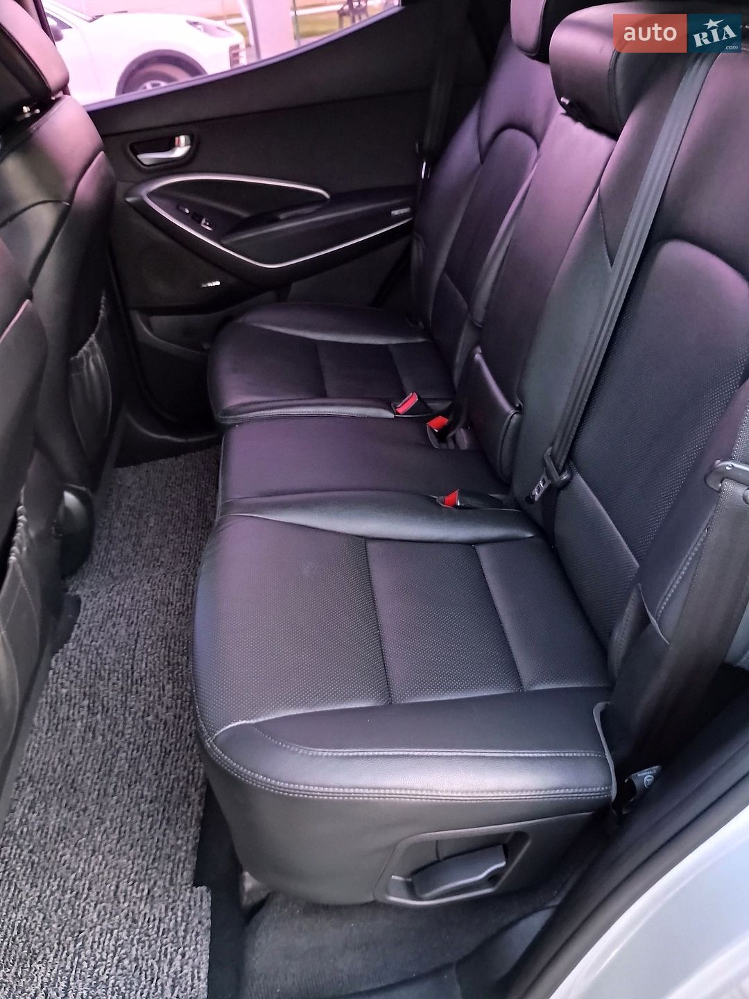 Hyundai Santa FE 2013 VIN KMHSW81UDDU156020 фото оголошення 13 з 52