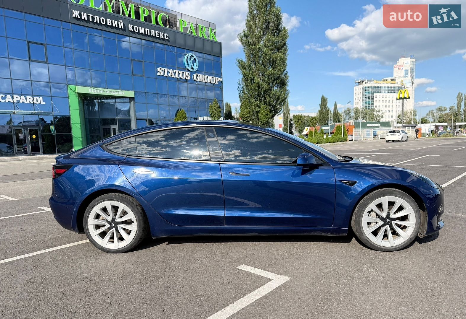 Tesla Model 3 2022 VIN 5YJ3E1EA9NF188998 фото оголошення 6 з 46
