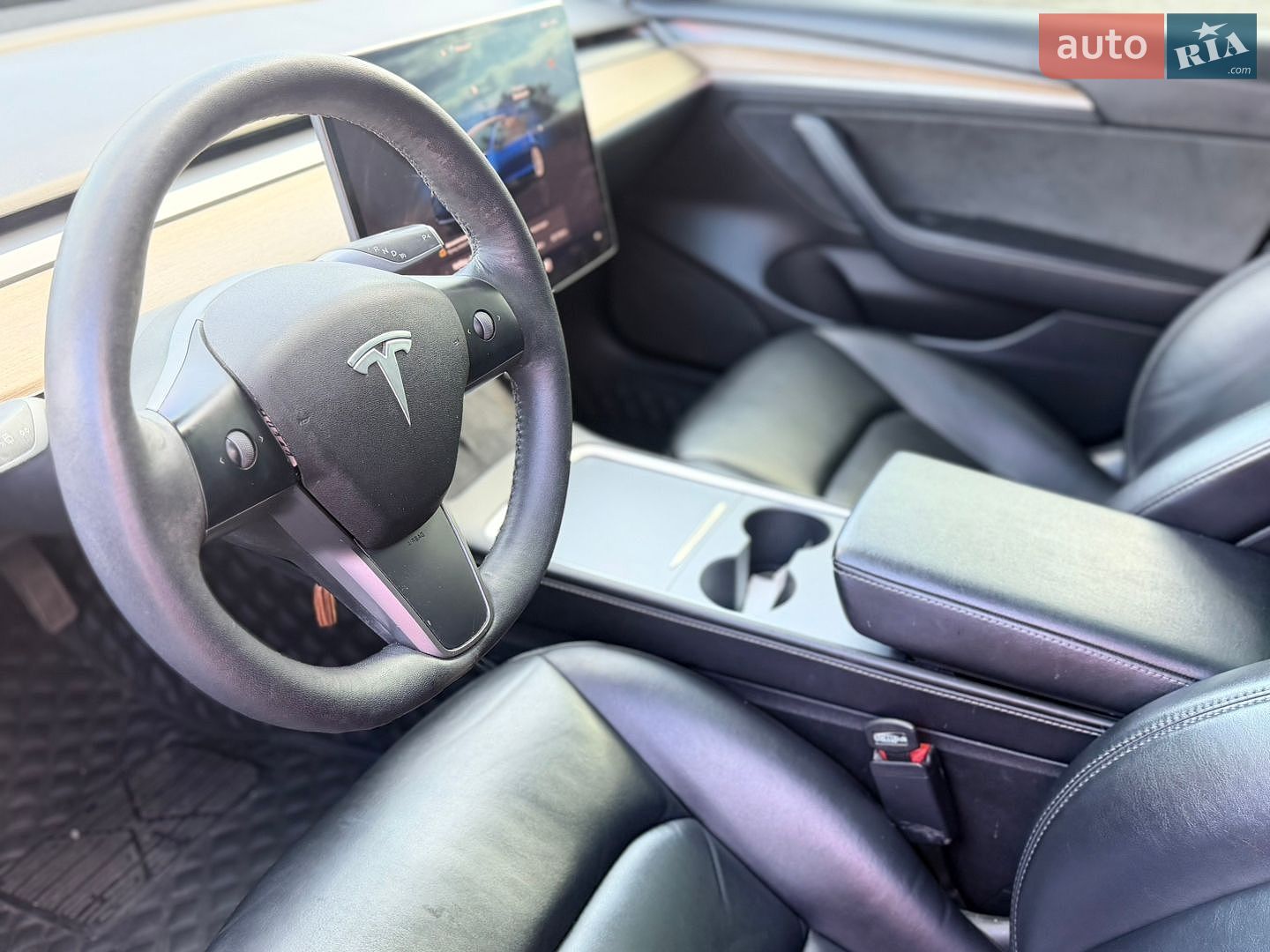 Tesla Model 3 2022 VIN 5YJ3E1EA9NF188998 фото оголошення 19 з 46