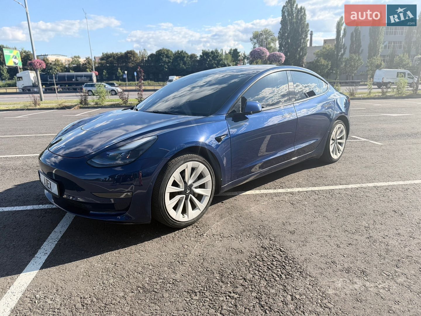 Tesla Model 3 2022 VIN 5YJ3E1EA9NF188998 фото оголошення 10 з 46