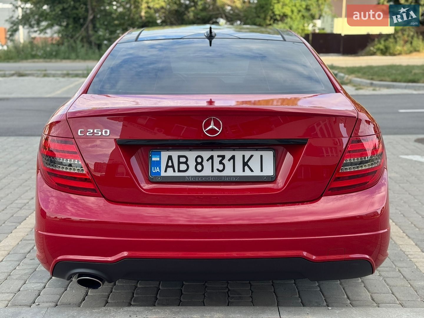 Mercedes-Benz C-Class 2013 VIN WDDGJ4HB4EG210940 фото оголошення 6 з 52