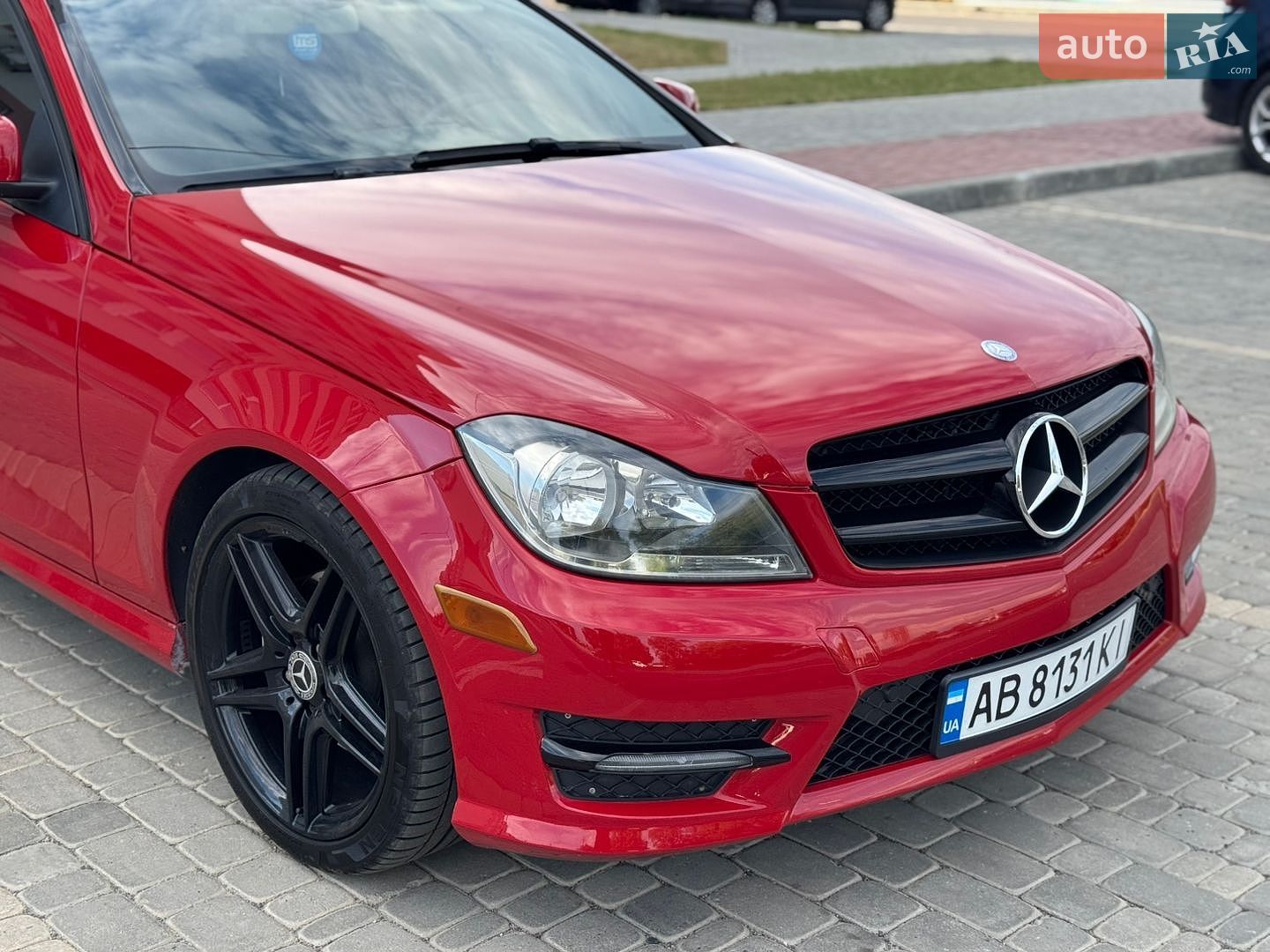 Mercedes-Benz C-Class 2013 VIN WDDGJ4HB4EG210940 фото оголошення 15 з 52