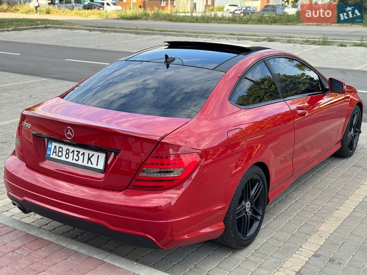 Mercedes-Benz C-Class 2013 VIN WDDGJ4HB4EG210940 фото оголошення 20 з 52