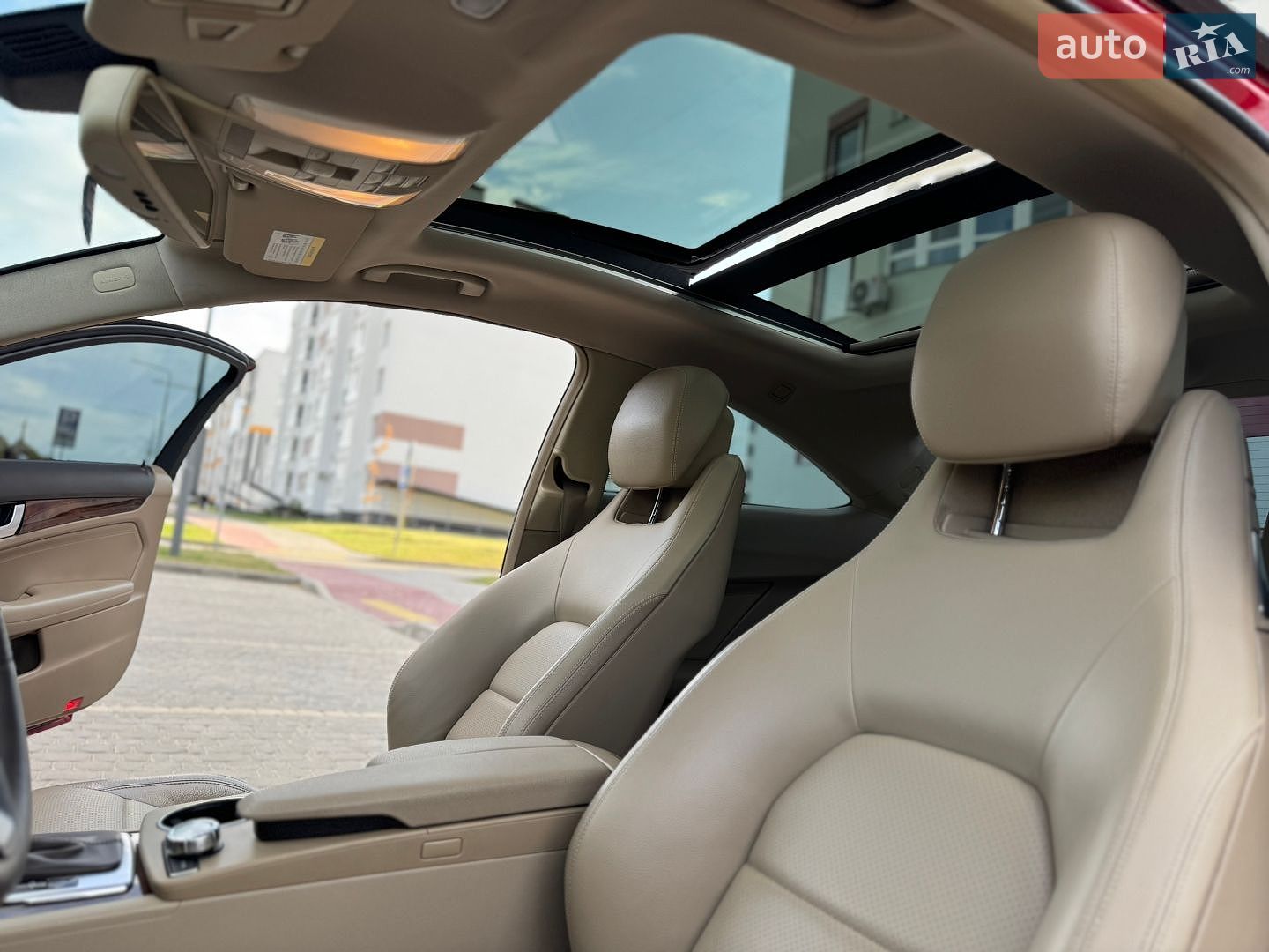 Mercedes-Benz C-Class 2013 VIN WDDGJ4HB4EG210940 фото оголошення 47 з 52