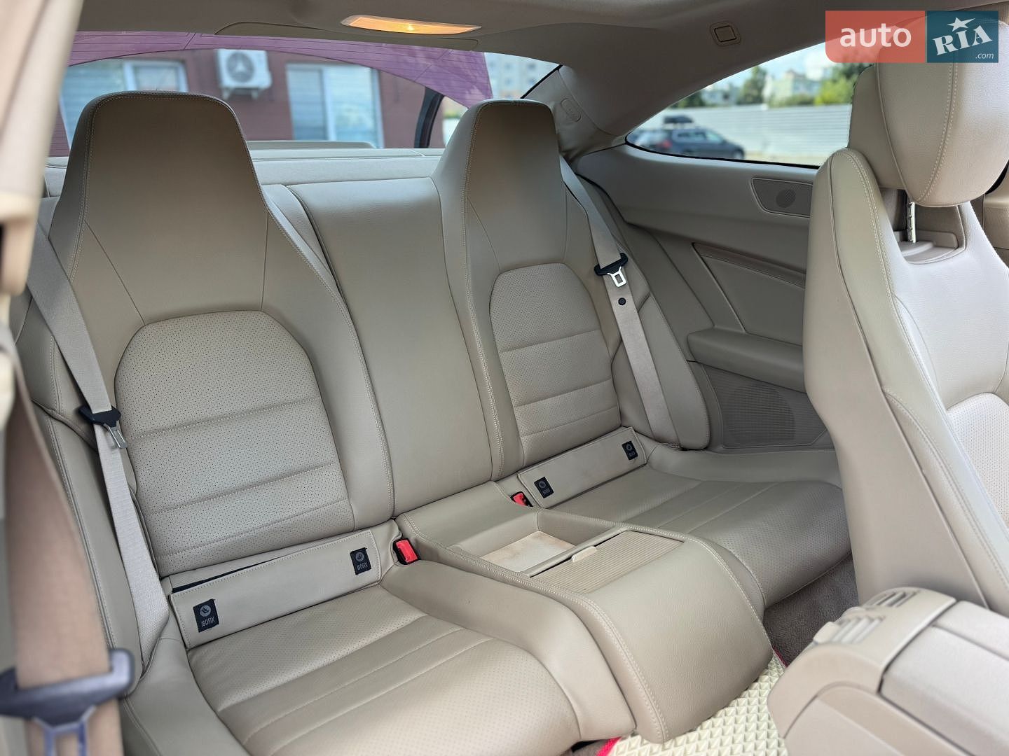 Mercedes-Benz C-Class 2013 VIN WDDGJ4HB4EG210940 фото оголошення 49 з 52