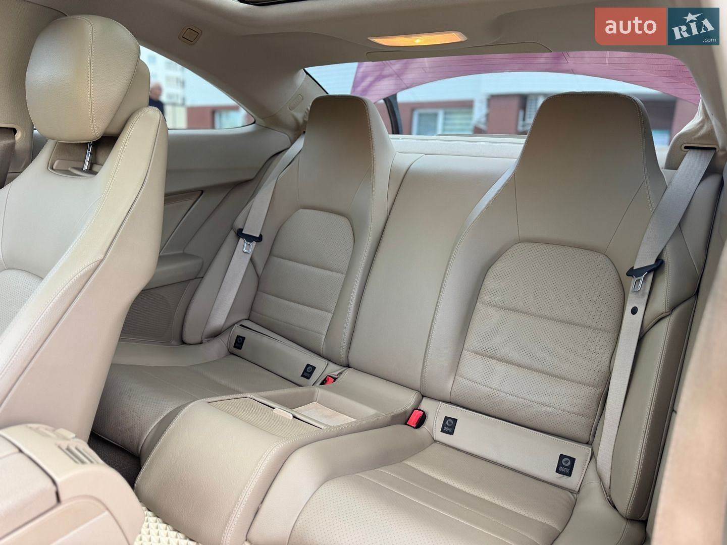 Mercedes-Benz C-Class 2013 VIN WDDGJ4HB4EG210940 фото оголошення 50 з 52
