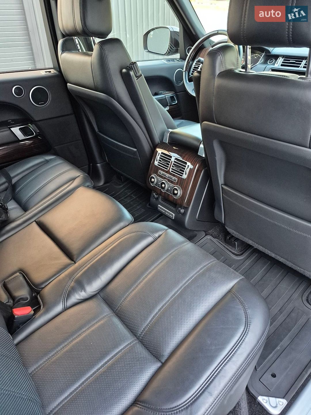 Land Rover Range Rover 2016 VIN SALGS2KF8GA305622 фото оголошення 17 з 39