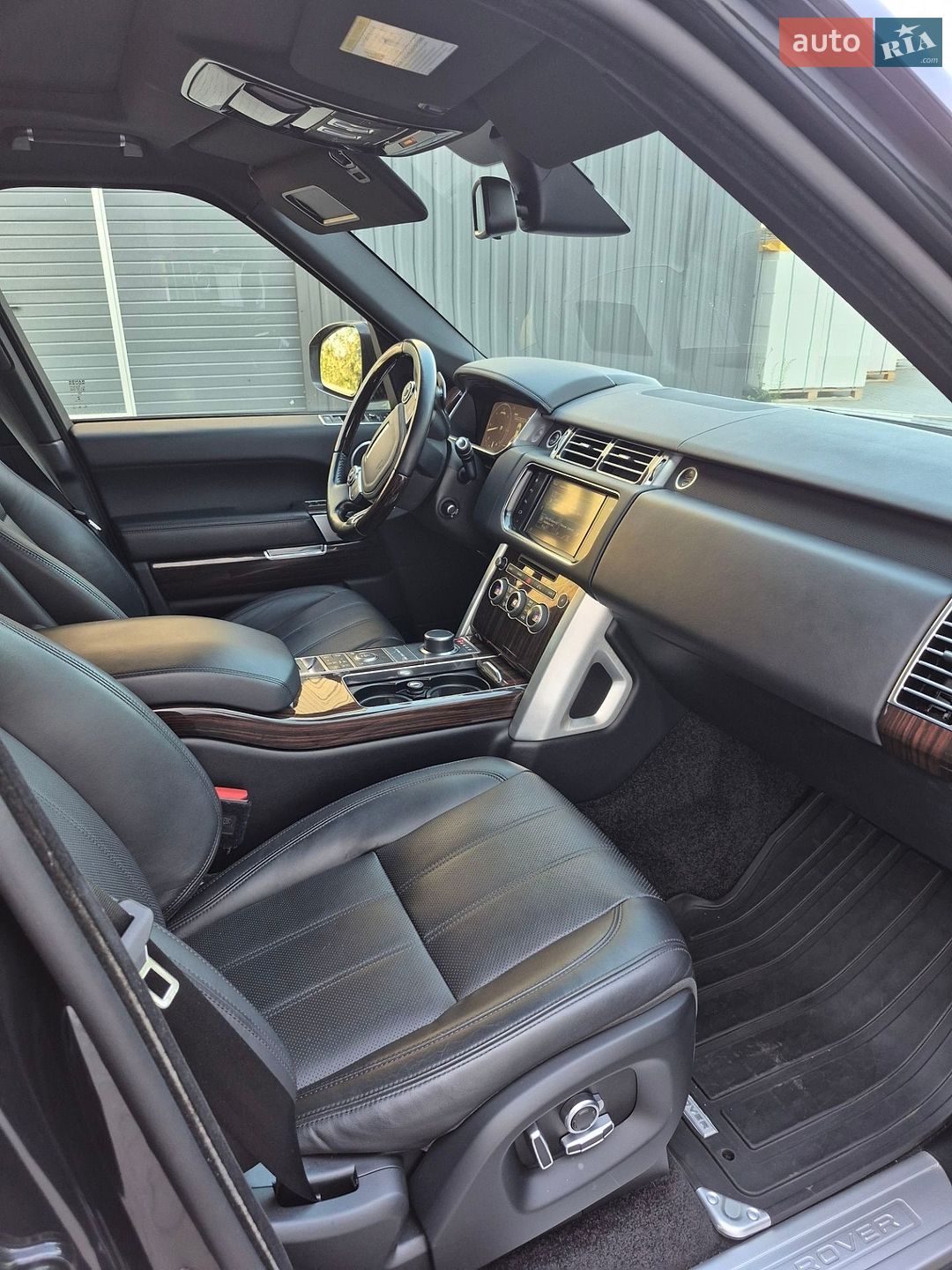 Land Rover Range Rover 2016 VIN SALGS2KF8GA305622 фото оголошення 16 з 39