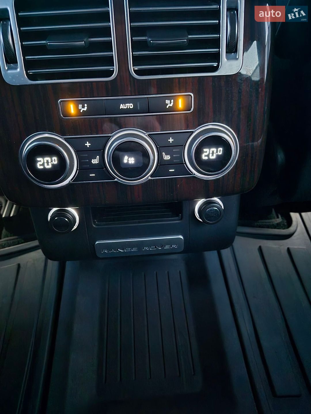 Land Rover Range Rover 2016 VIN SALGS2KF8GA305622 фото оголошення 30 з 39