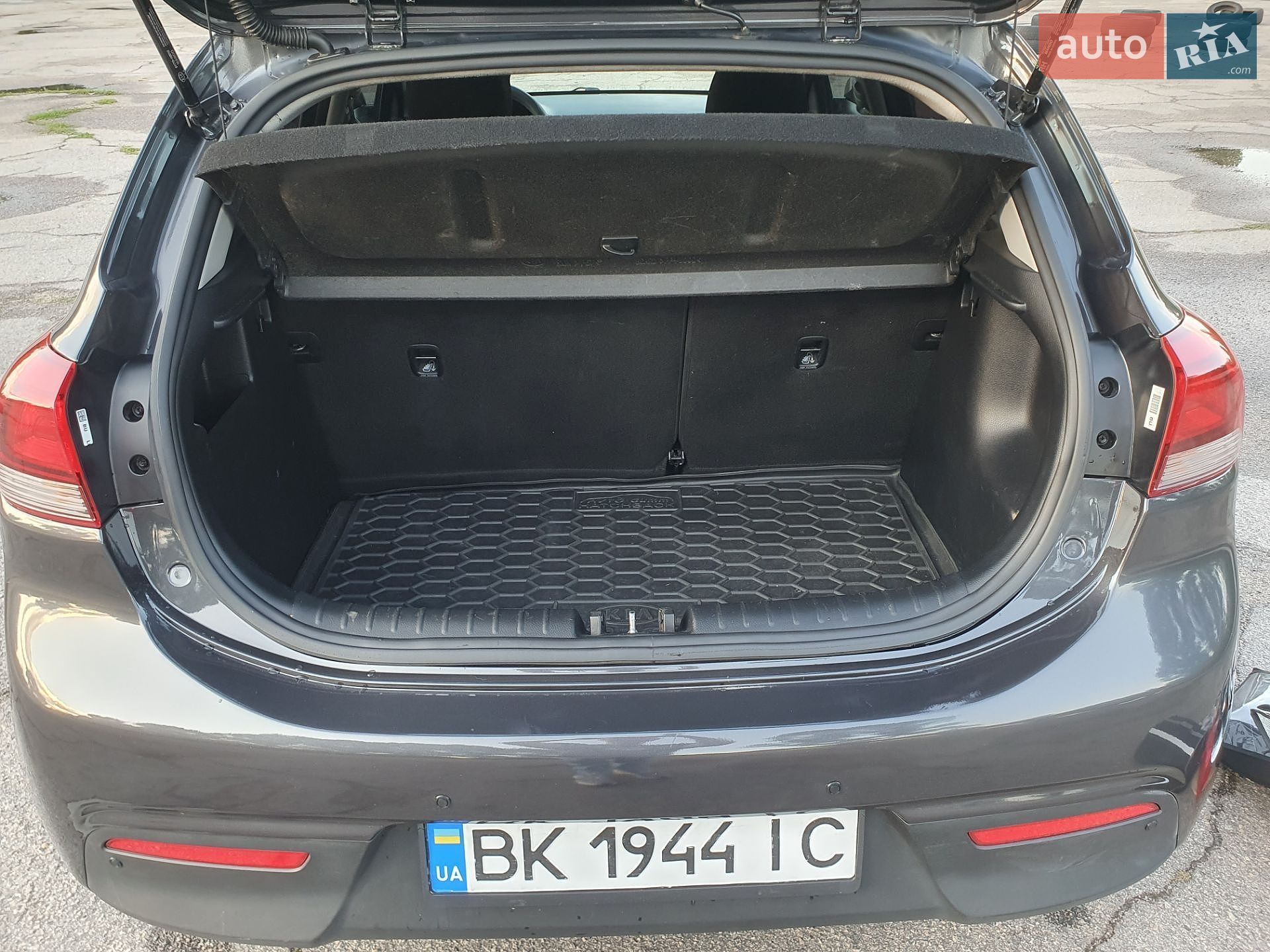 Kia Rio 2018 VIN KNADC512AK6243297 фото оголошення 9 з 19
