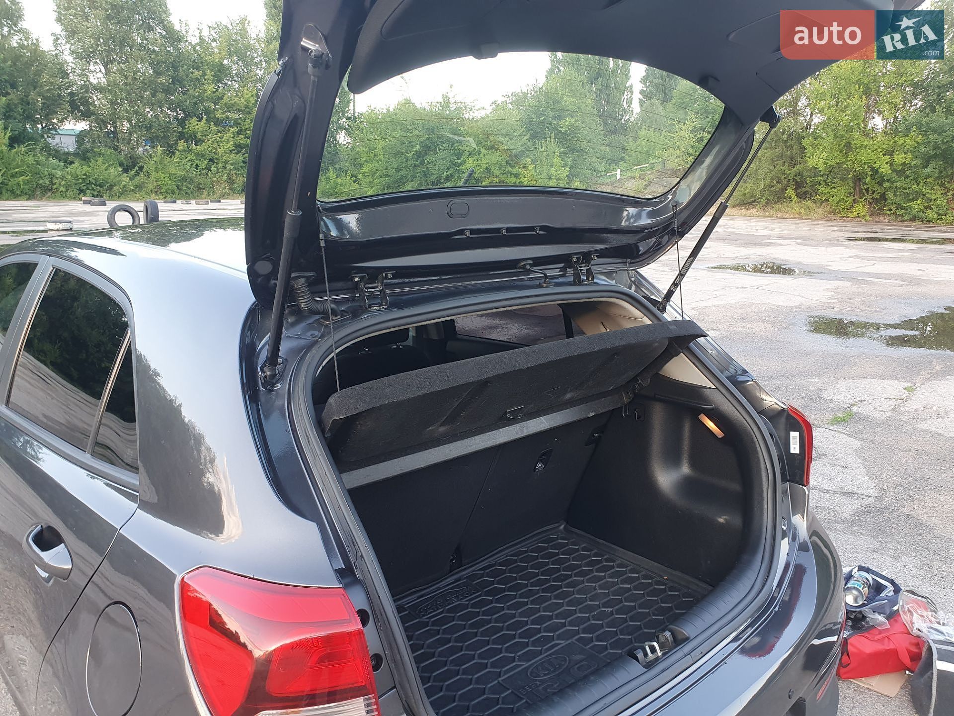 Kia Rio 2018 VIN KNADC512AK6243297 фото оголошення 10 з 19
