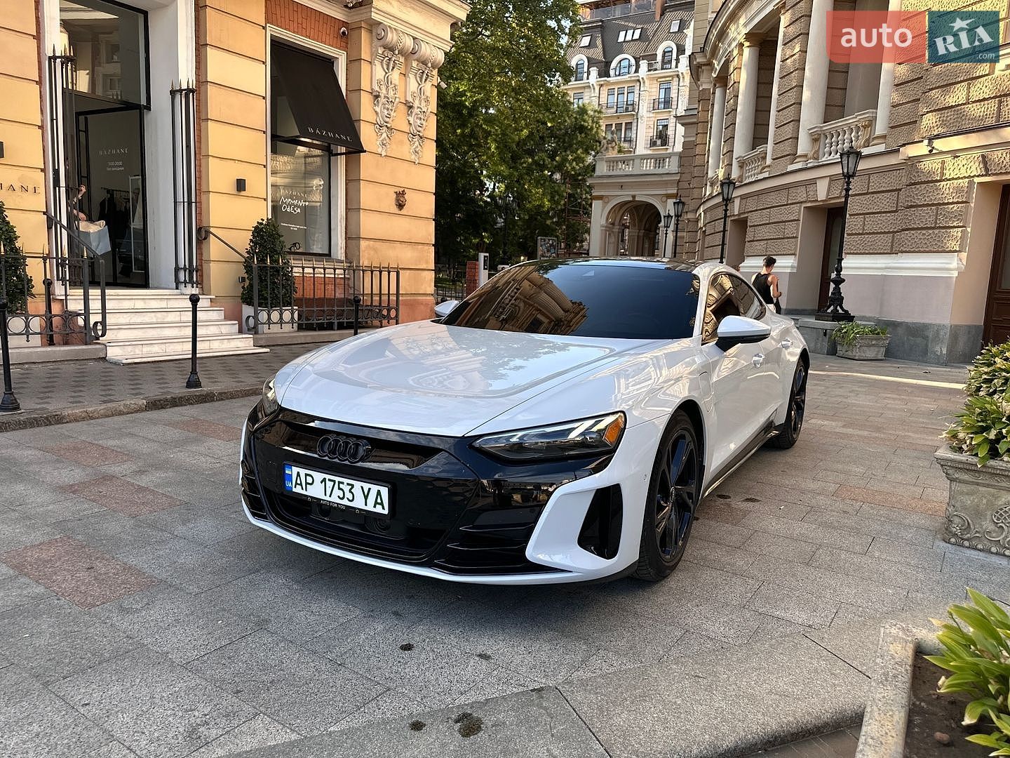 Audi e-tron GT 2021 VIN WAUDJBFW3N7004061 фото оголошення 5 з 62