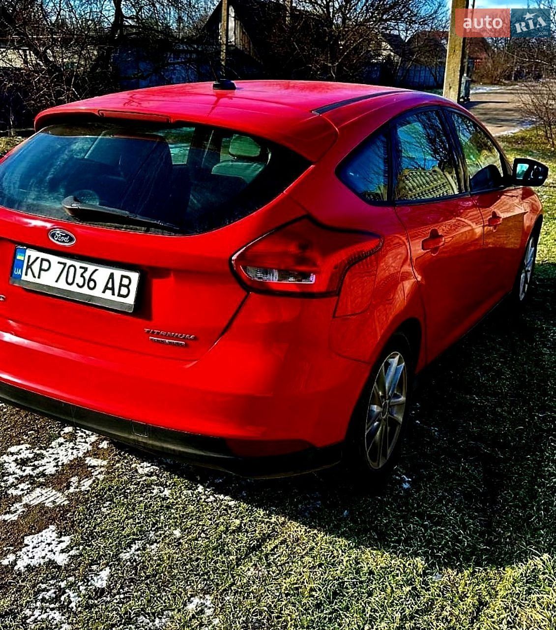 Ford Focus 2017 VIN 1FADP3K21HL247086 фото оголошення 3 з 17