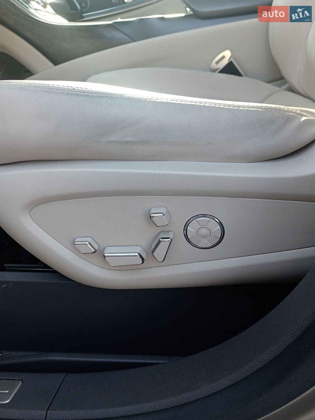 Lincoln MKX 2015 VIN 2LMPJ8LP2GBL40231 фото оголошення 39 з 46