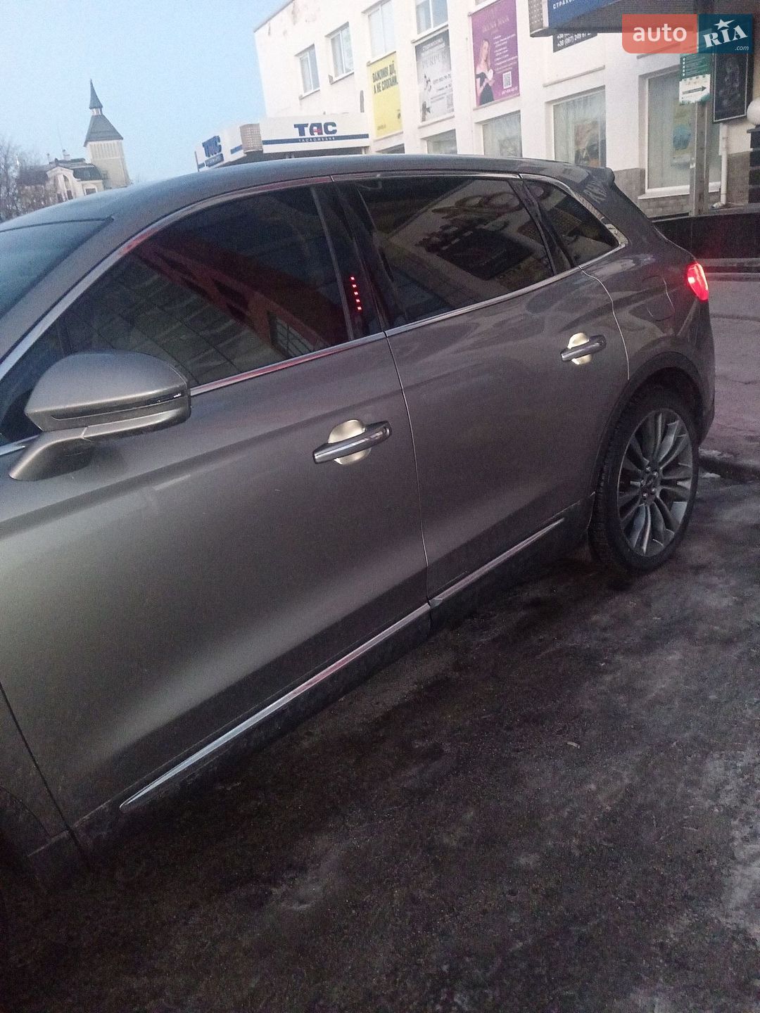 Lincoln MKX 2015 VIN 2LMPJ8LP2GBL40231 фото оголошення 38 з 46
