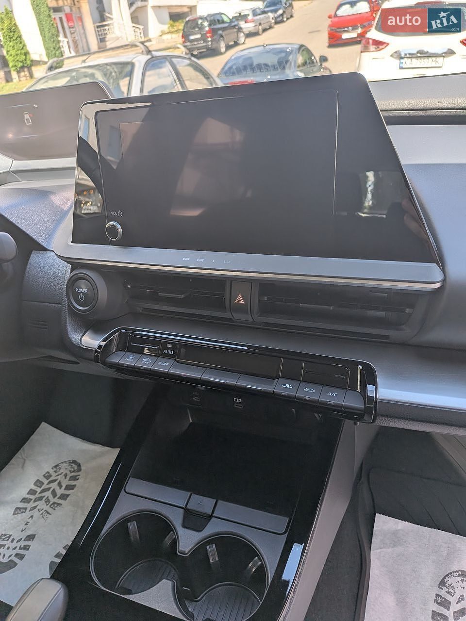 Toyota Prius 2024 VIN JTDACAAU8R3025646 фото оголошення 14 з 20
