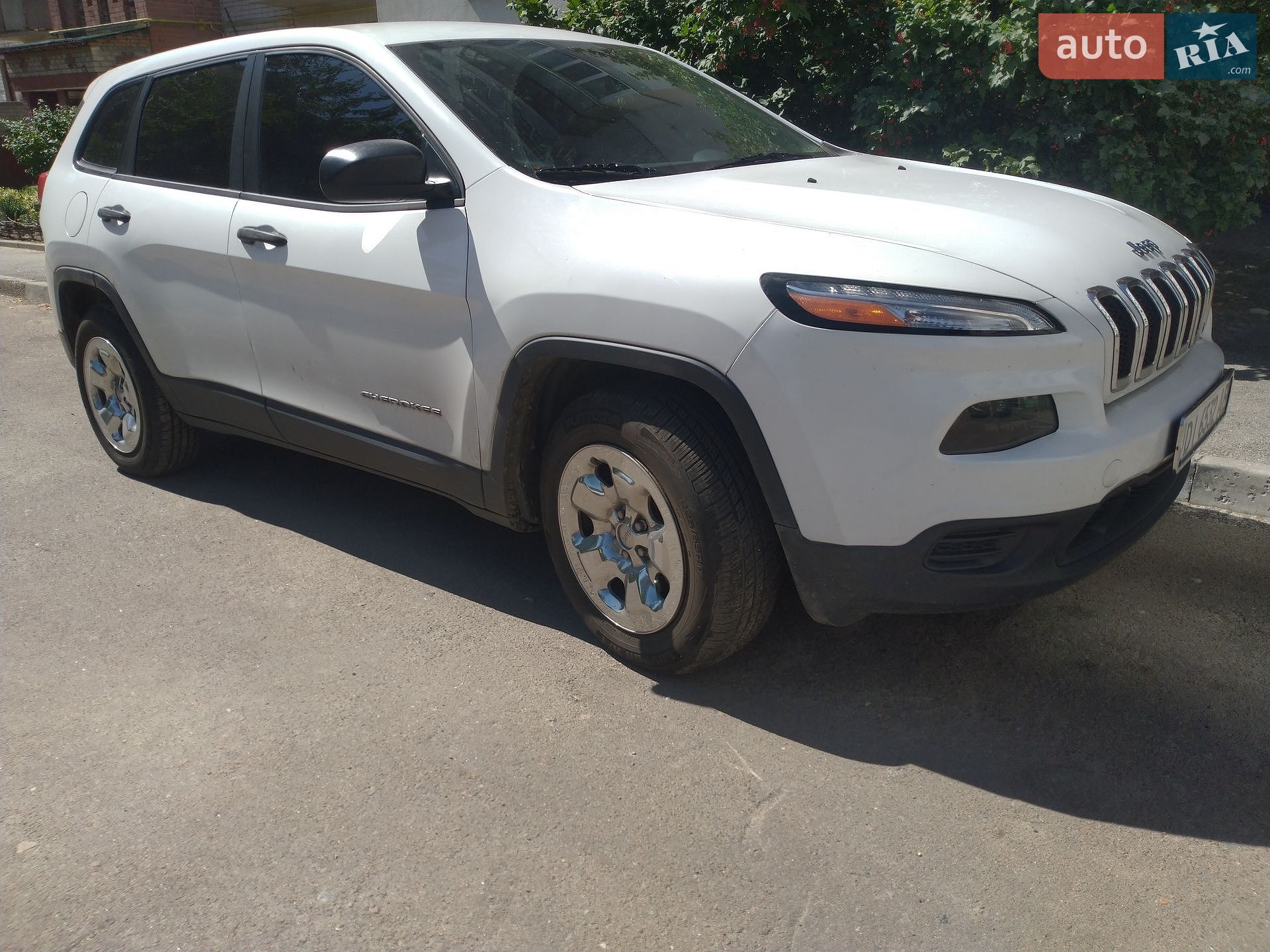 Jeep Cherokee 2014 VIN 1C4PJMAB1EW187210 фото оголошення 13 з 24