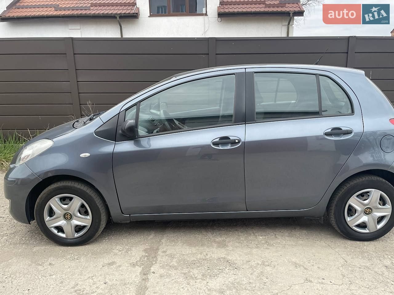 Toyota Yaris 2009 VIN VNKKG923X0A223552 фото оголошення 6 з 23