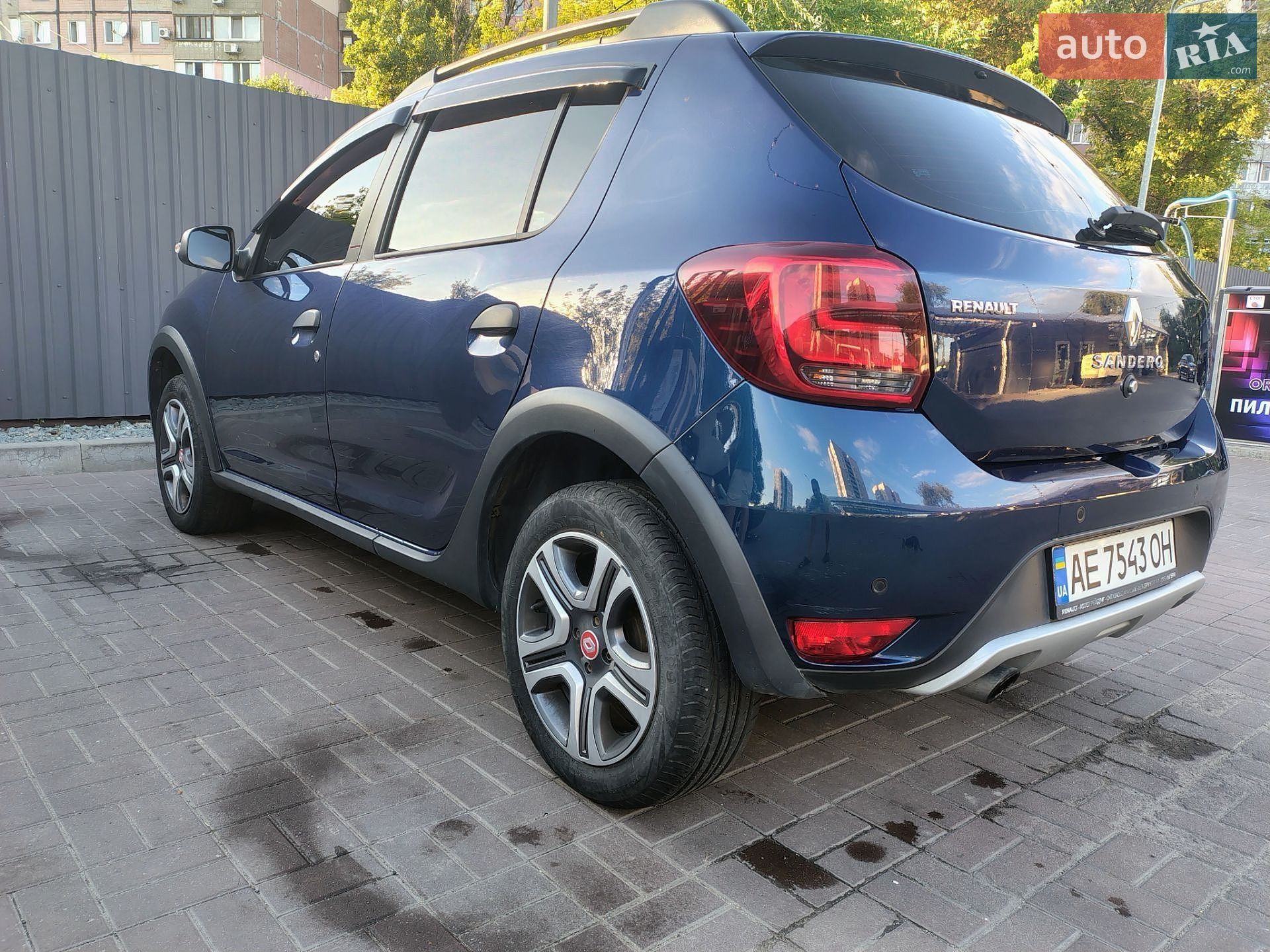 Renault Sandero StepWay 2019 VIN VF15SRCLC64231796 фото оголошення 4 з 11
