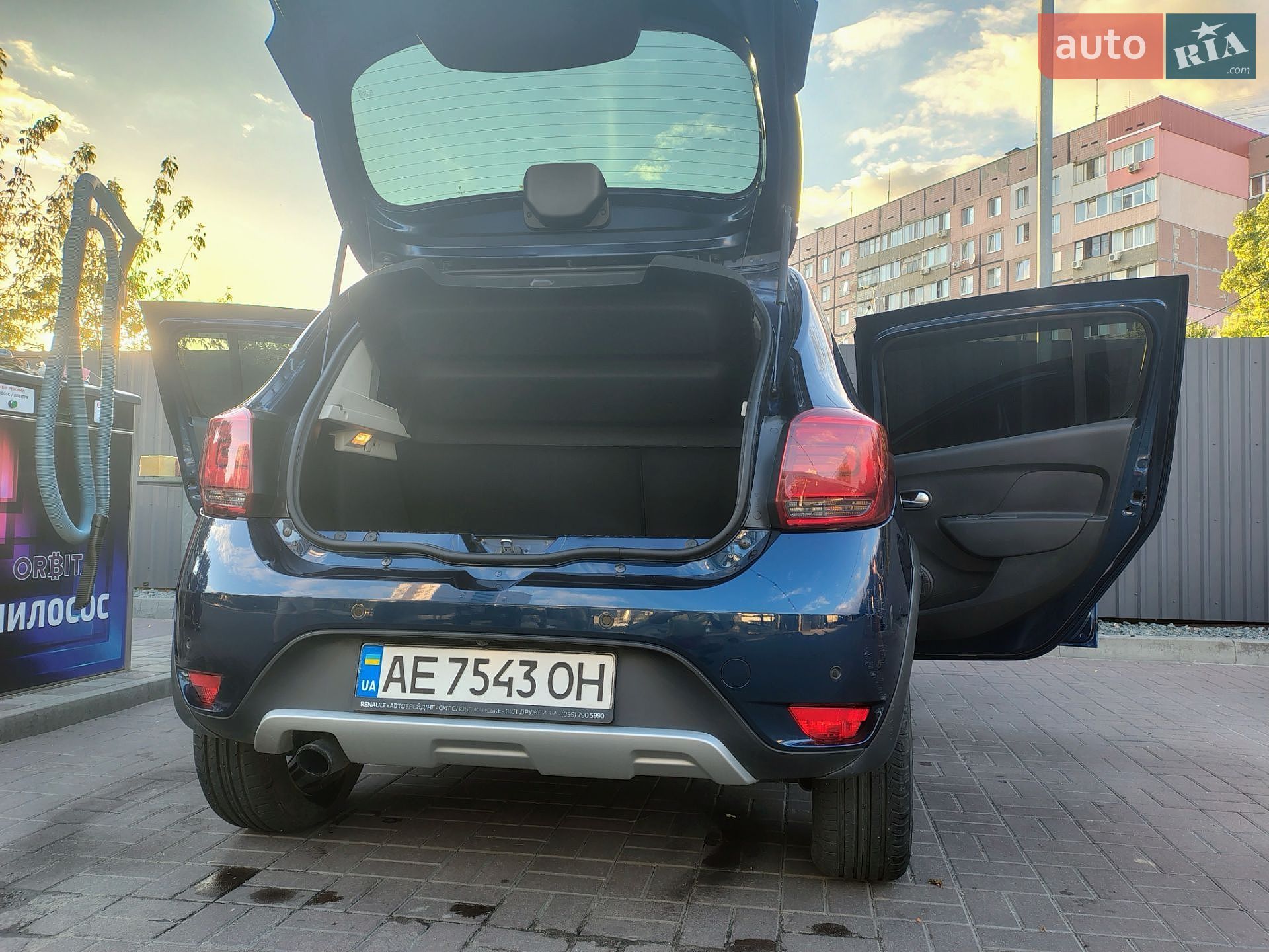 Renault Sandero StepWay 2019 VIN VF15SRCLC64231796 фото оголошення 8 з 11