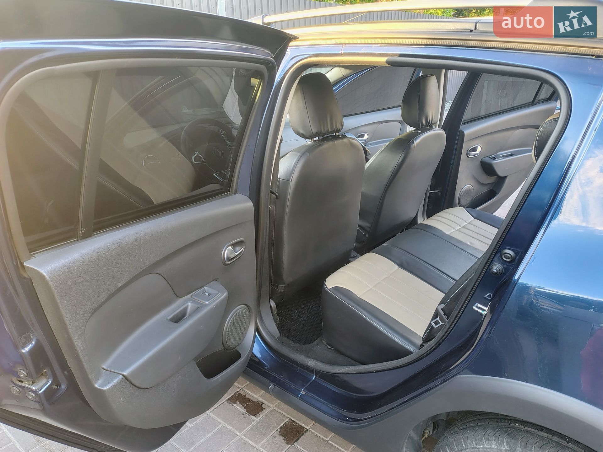 Renault Sandero StepWay 2019 VIN VF15SRCLC64231796 фото оголошення 7 з 11