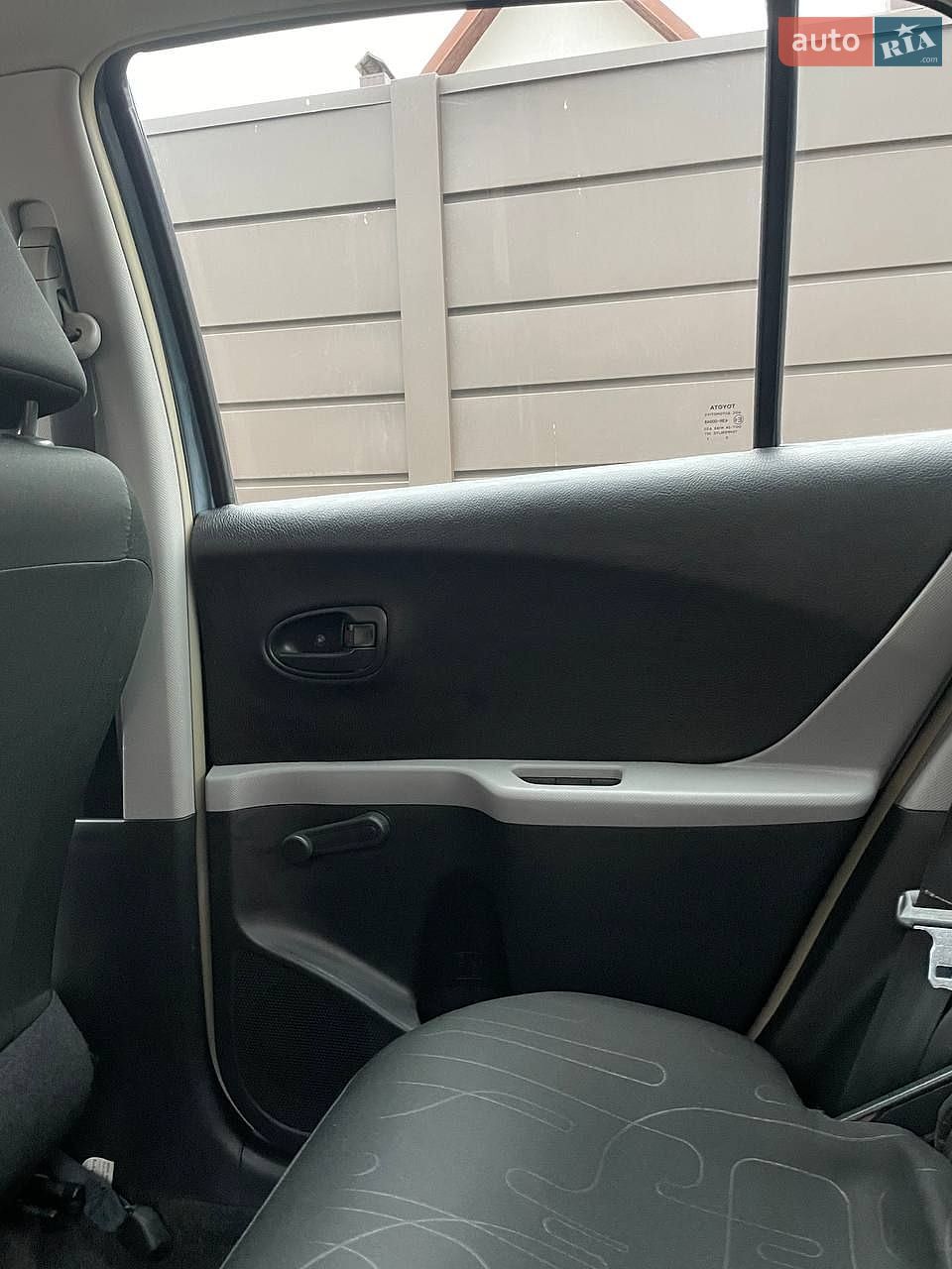 Toyota Yaris 2009 VIN VNKKG923X0A223552 фото оголошення 13 з 23