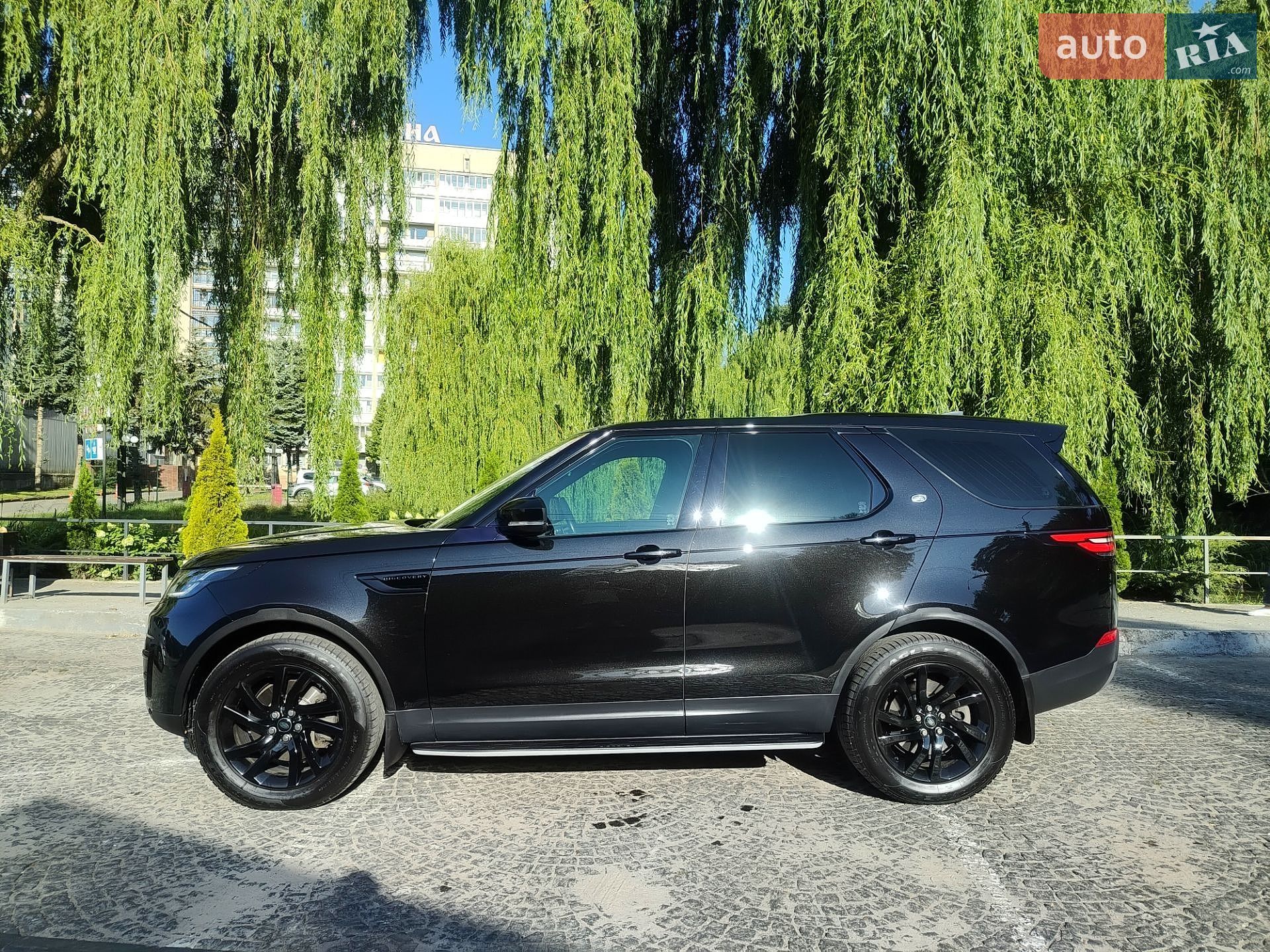 Land Rover Discovery 2017 VIN SALRA2BK8HA034961 фото оголошення 18 з 69