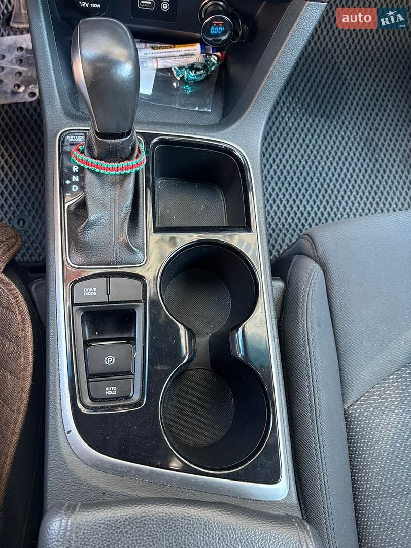 Hyundai Sonata 2017 VIN 5NPE34AF0JH610282 фото оголошення 23 з 64