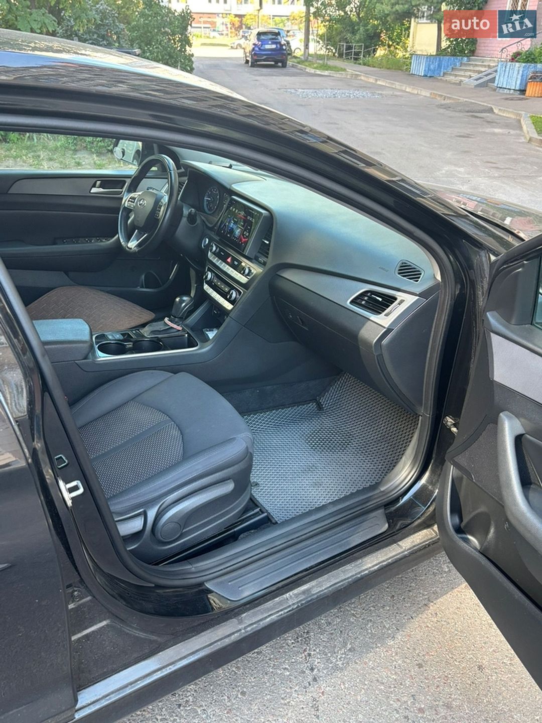 Hyundai Sonata 2017 VIN 5NPE34AF0JH610282 фото оголошення 38 з 64