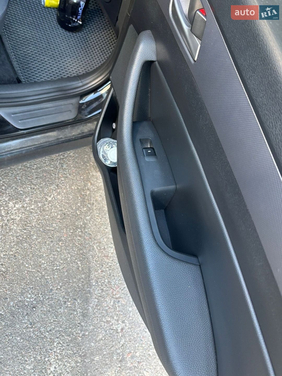 Hyundai Sonata 2017 VIN 5NPE34AF0JH610282 фото оголошення 44 з 64