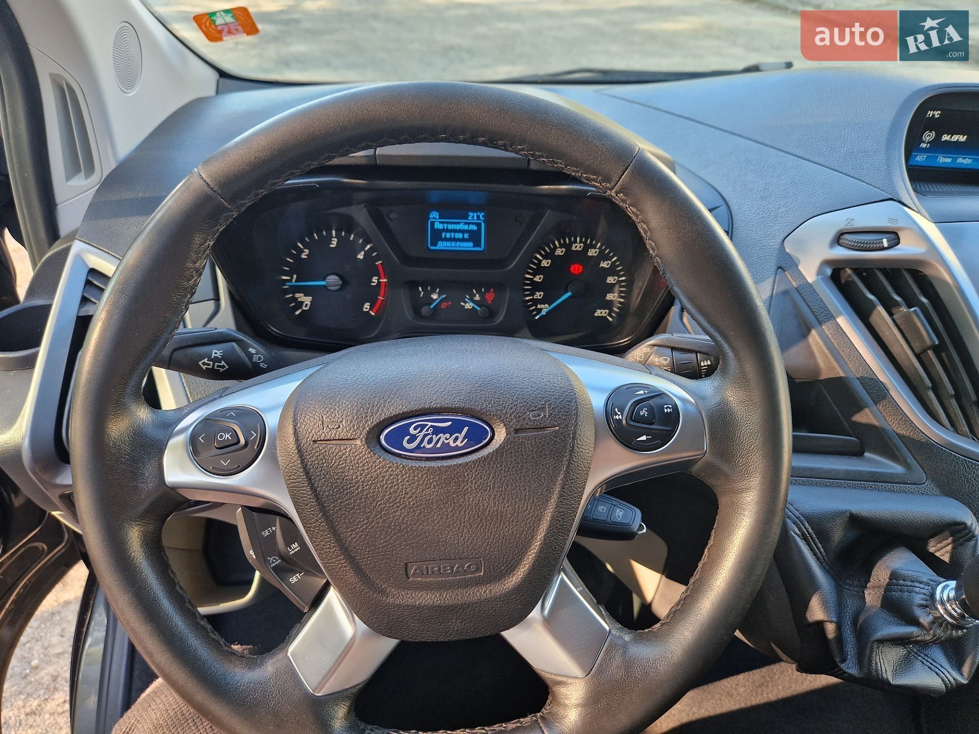 Ford Tourneo Custom 2017 VIN WF03XXTTG3HP52095 фото оголошення 14 з 30