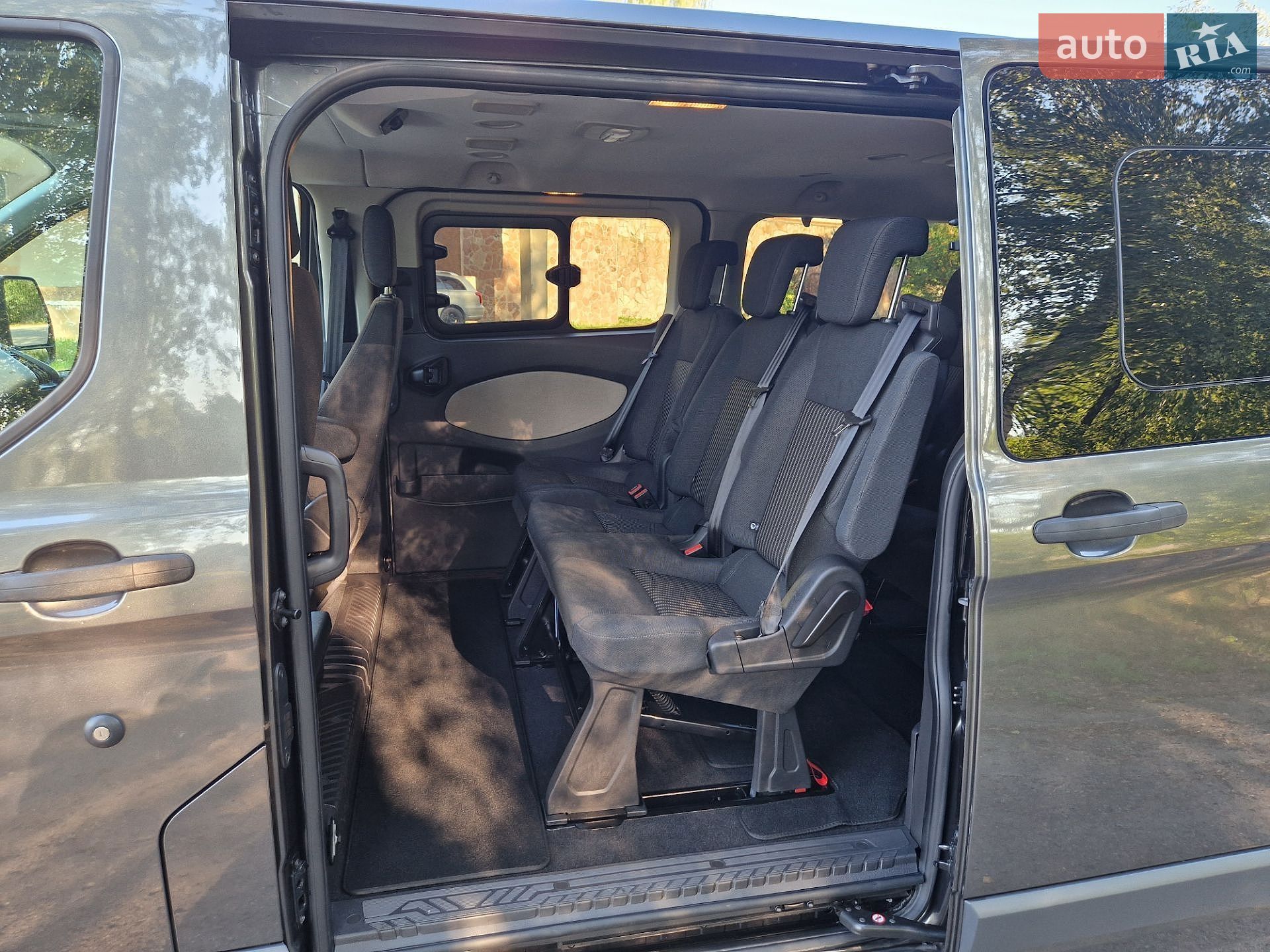 Ford Tourneo Custom 2017 VIN WF03XXTTG3HP52095 фото оголошення 17 з 30