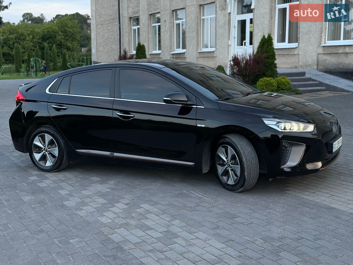 Hyundai Ioniq 2017 VIN KMHC851HFHU017583 фото оголошення 7 з 20