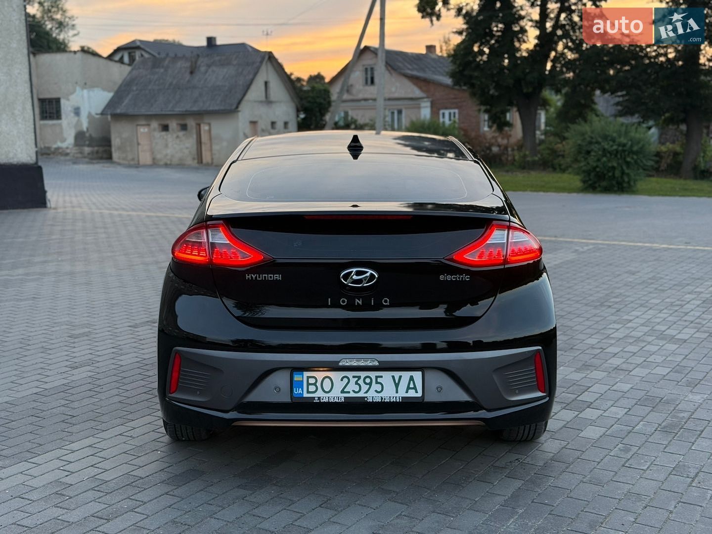 Hyundai Ioniq 2017 VIN KMHC851HFHU017583 фото оголошення 5 з 20