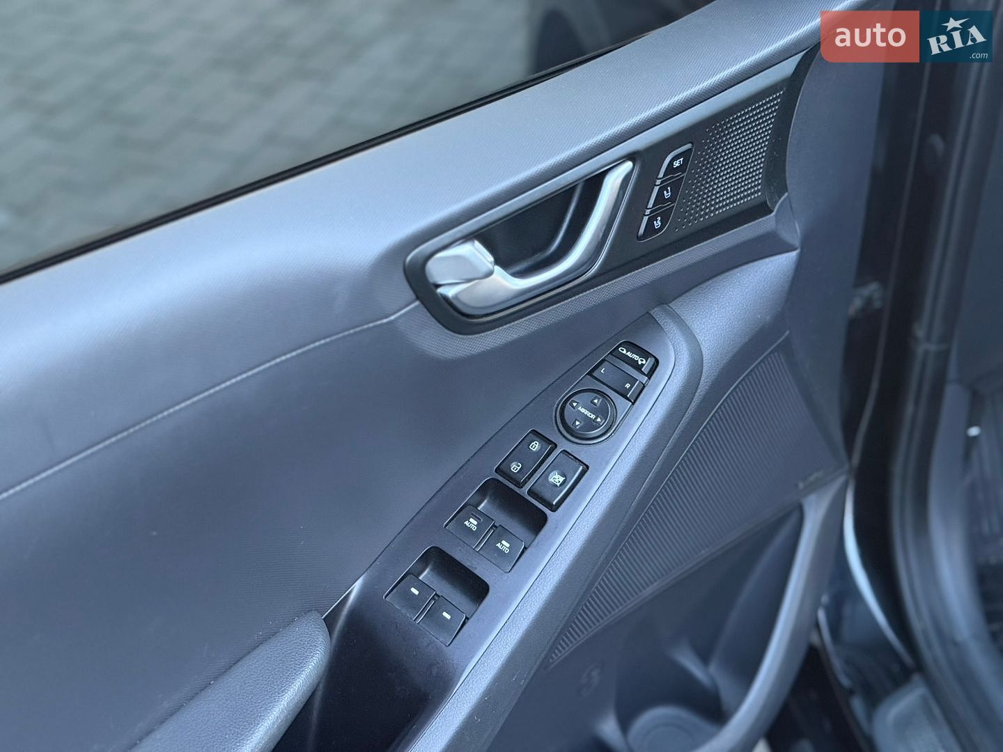 Hyundai Ioniq 2017 VIN KMHC851HFHU017583 фото оголошення 17 з 20